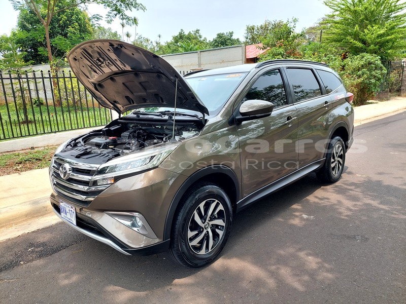 Comprar usados carro toyota rush otro en espiritu santo en puntarenas
